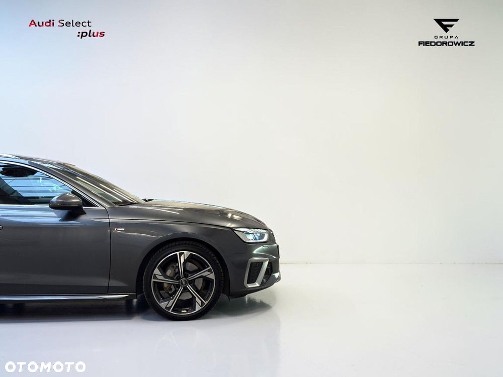 Audi A4 Avant - 10