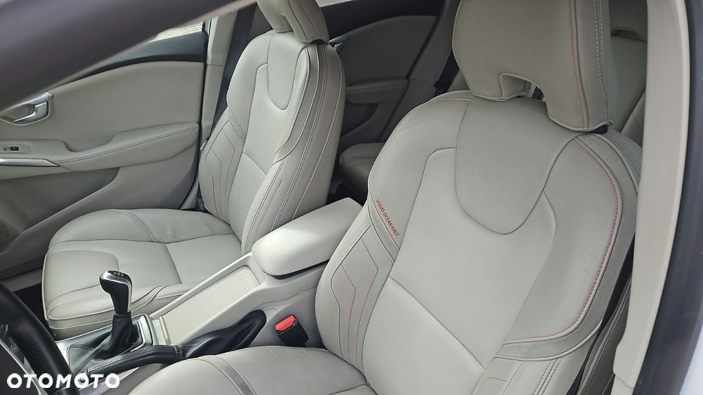 Volvo V40 - 6