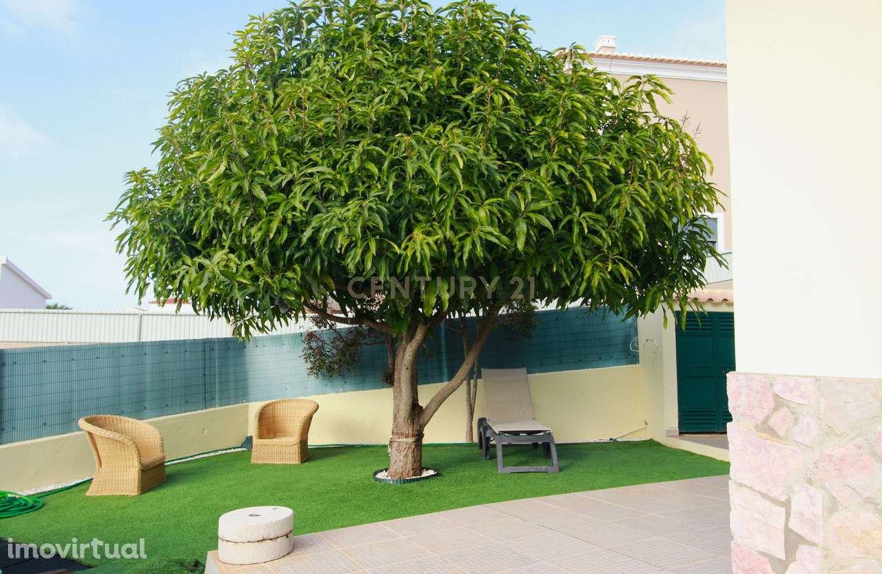 Moradia T4 com Cave e Amplos Espaços Exteriores – Goncinha, Loulé - Grande imagem: 5/38