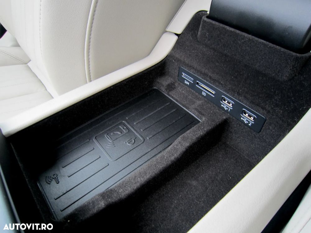 Audi A6 40 TDI S tronic design - 24