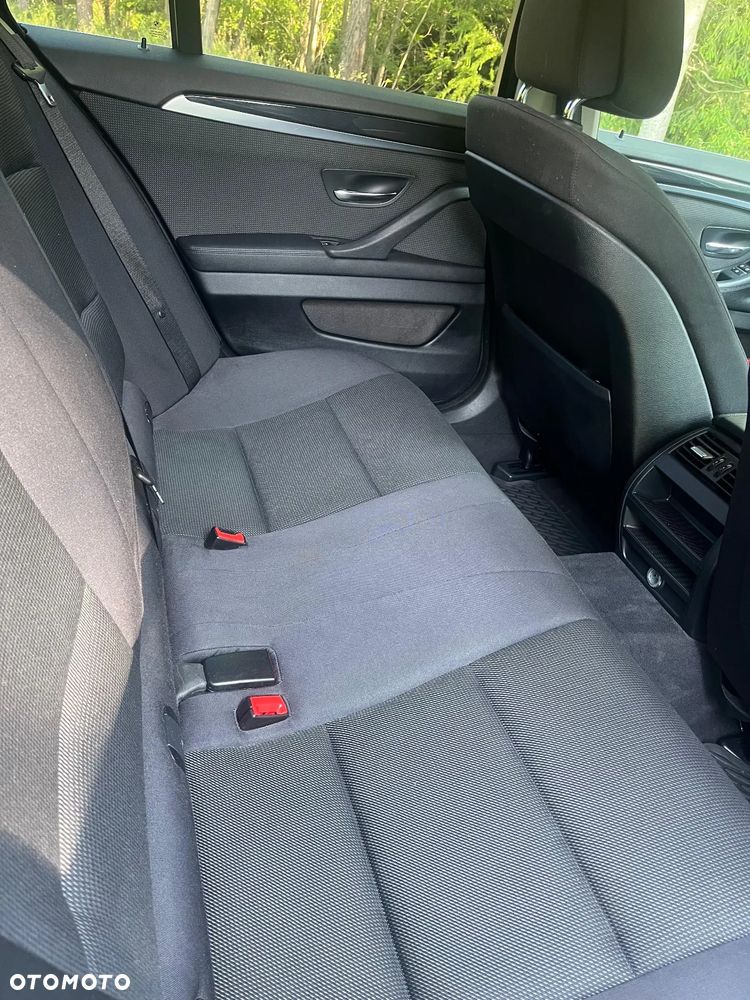 BMW Seria 5 520d - 11