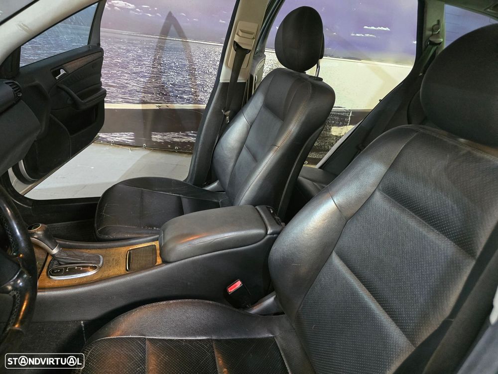 Mercedes-Benz C 270 CDi Avantgarde Aut. - 7
