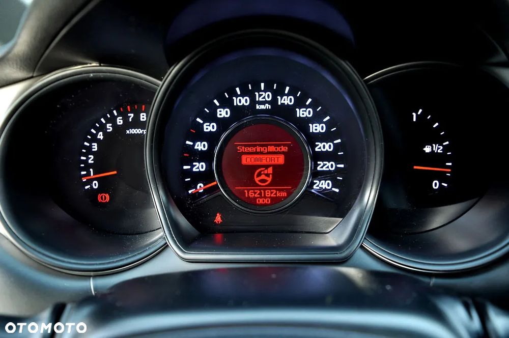 Kia Ceed 1.4 CVVT Dream Team Edition - 30