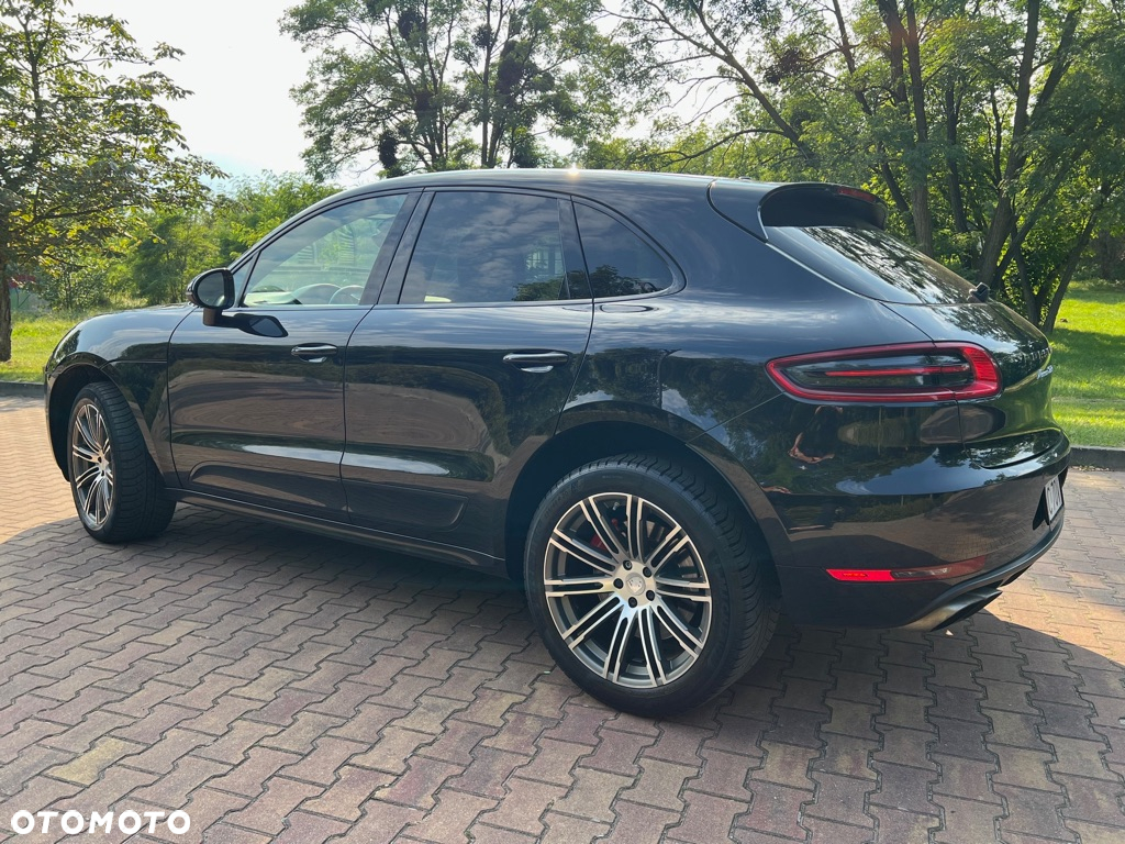 Porsche Macan Turbo - 5