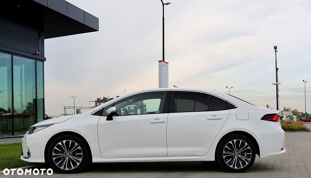 Toyota Corolla 1.8 Hybrid Style - 4