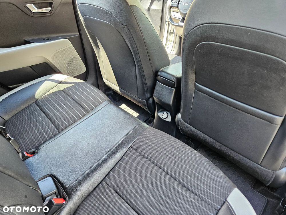 Kia Stonic 1.0 T-GDI L - 24