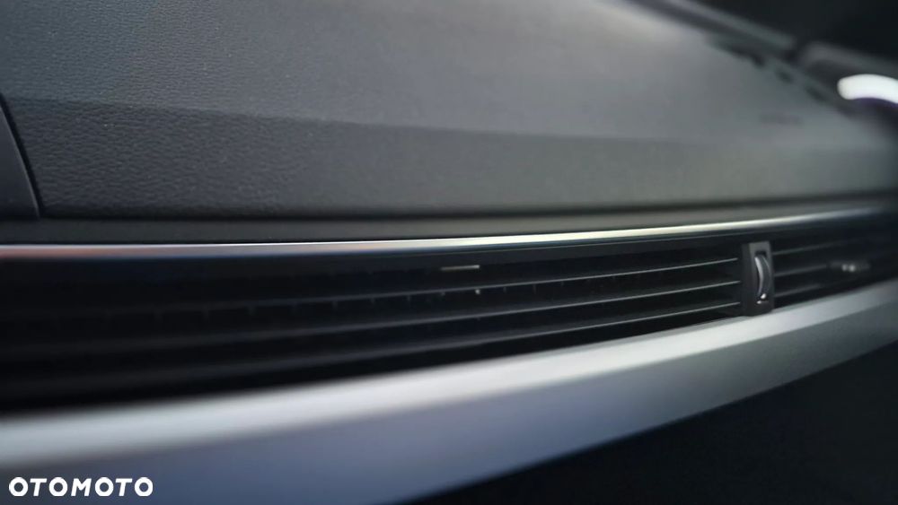 Audi A4 Limousine - 19