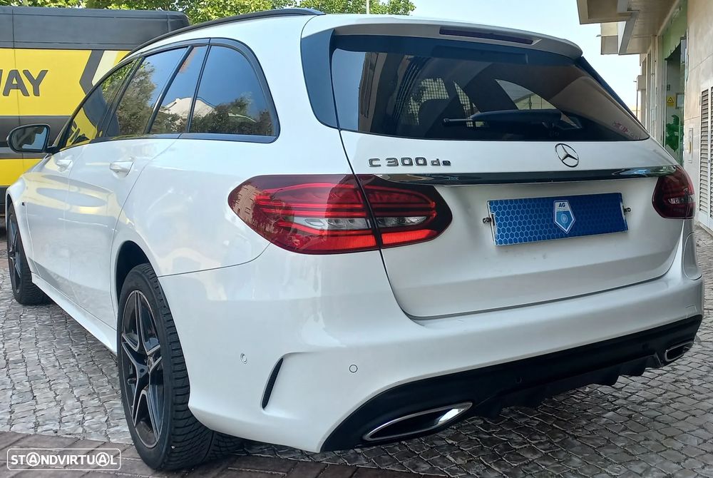 Mercedes-Benz C 300 de T 9G-TRONIC AMG Line - 4