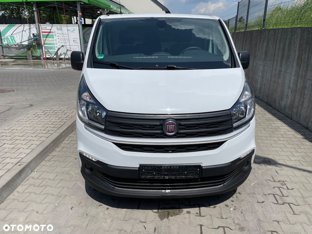 Renault Trafic Long Talento Vivaro Custom Transit T6 Expert Jumpy Primastar - 24