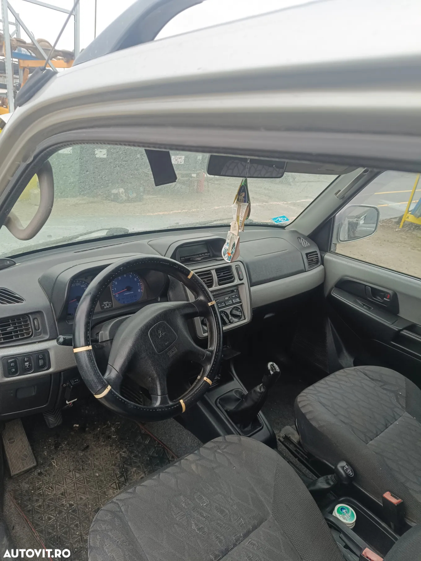 Dezmembrez mitsubishi pajero pinin 1.8 gdi - 3