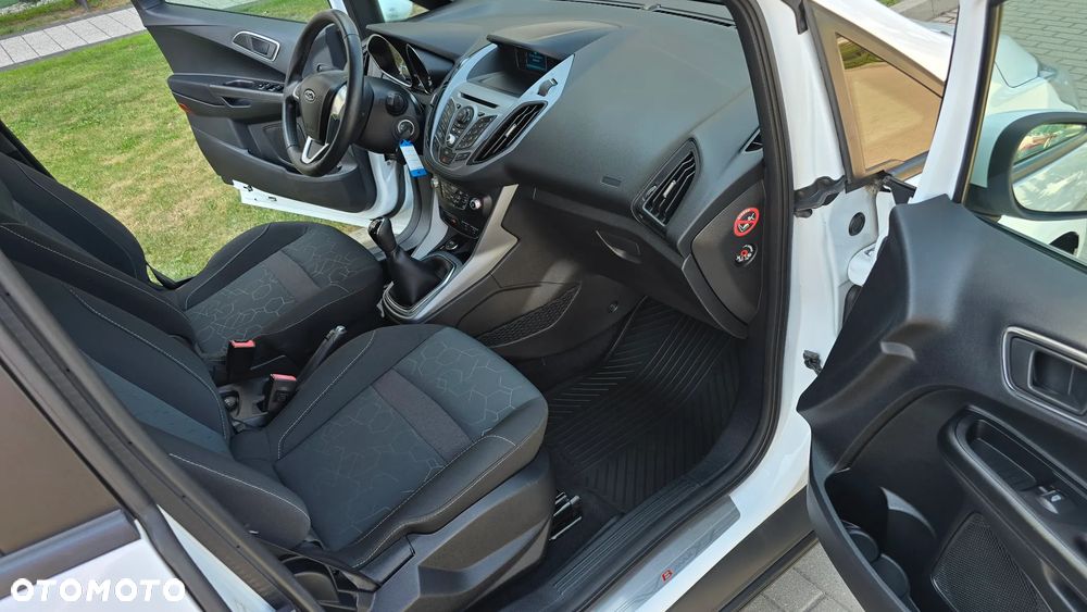 Ford B-MAX - 28