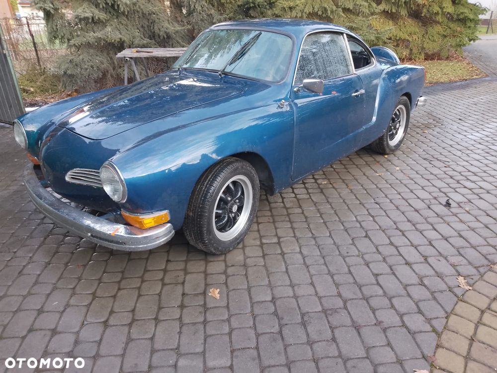 Volkswagen Karmann Ghia - 1