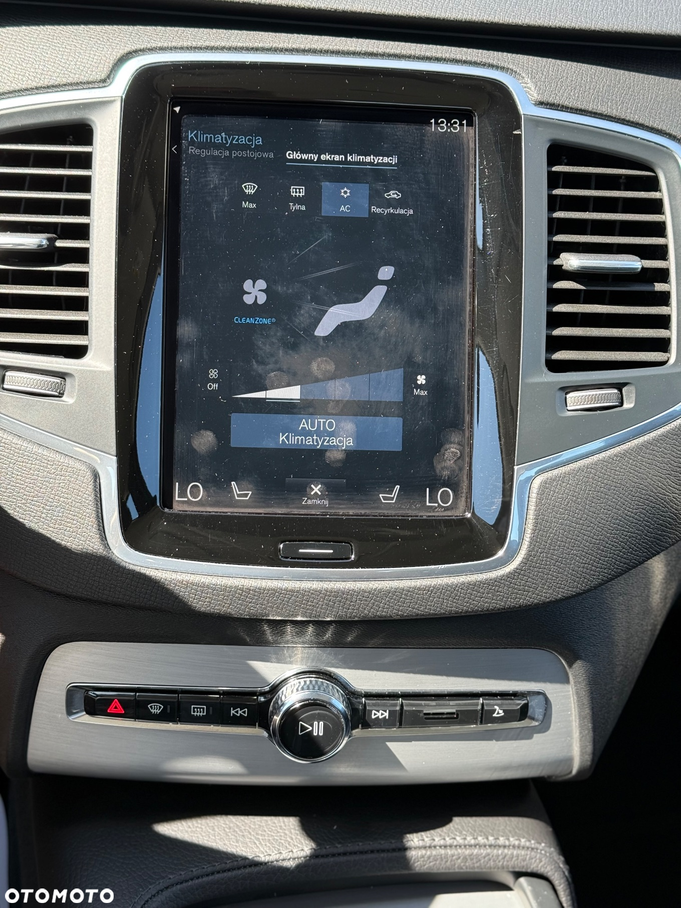 Volvo XC 90 B5 D AWD Geartronic Momentum Pro - 31