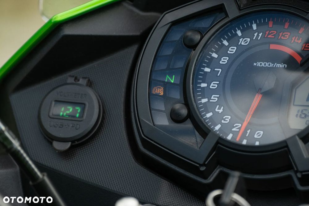 Kawasaki Versys-X 300 - 13