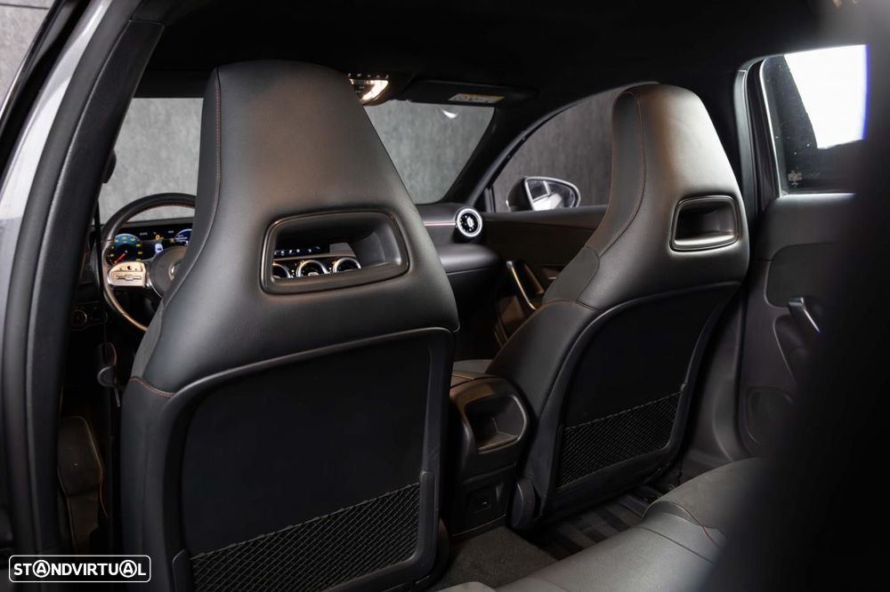 Mercedes-Benz A 250 e 8G-DCT AMG Line - 44