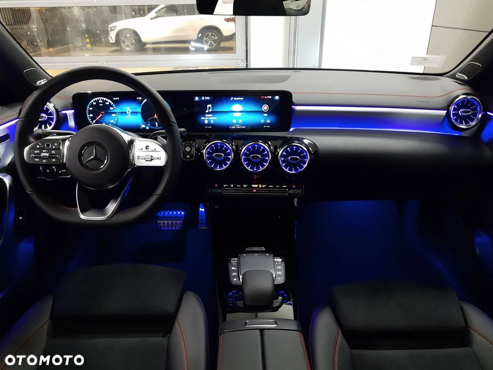 Mercedes-Benz CLA 220 4-Matic AMG Line 7G-DCT - 8