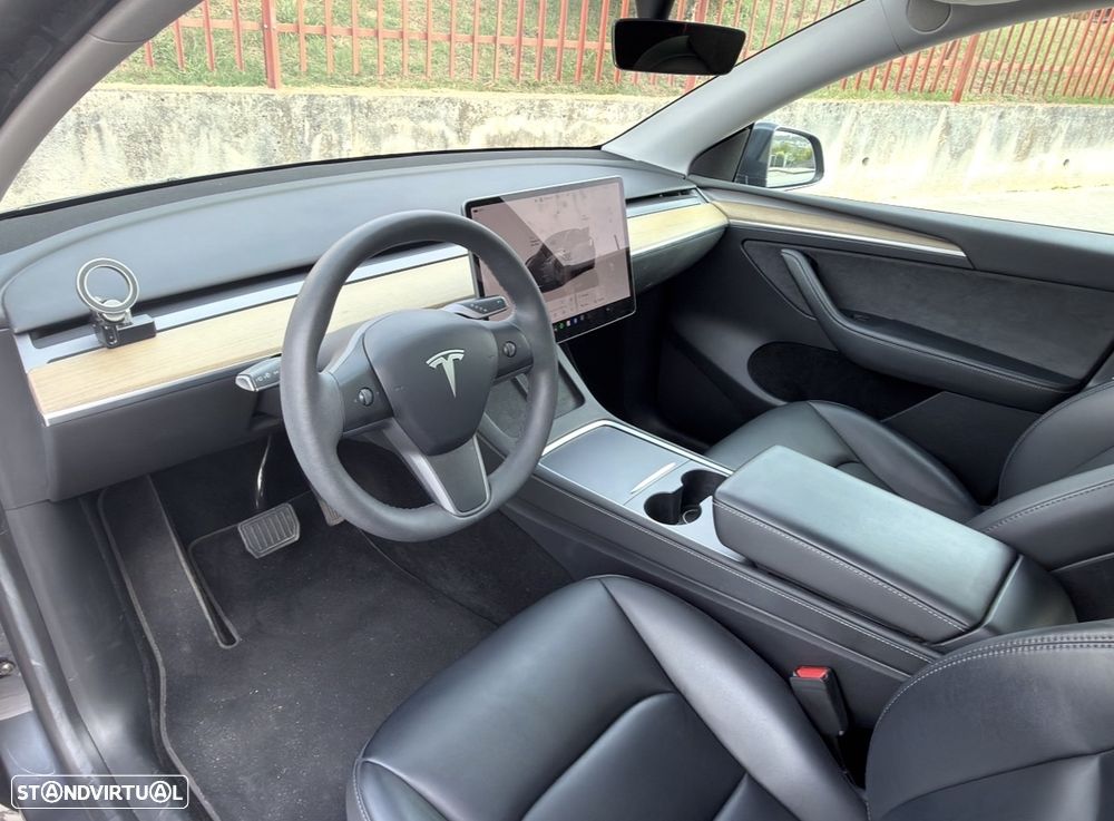Tesla Model Y Long Range Tração Integral - 11