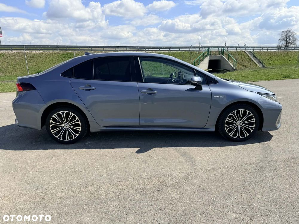 Toyota Corolla 1.8 Hybrid Selection - 8