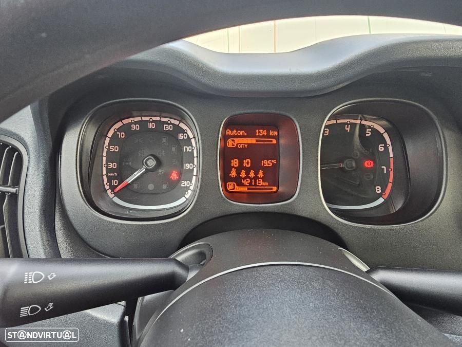 Fiat Panda 1.0 Hybrid City Cross - 31