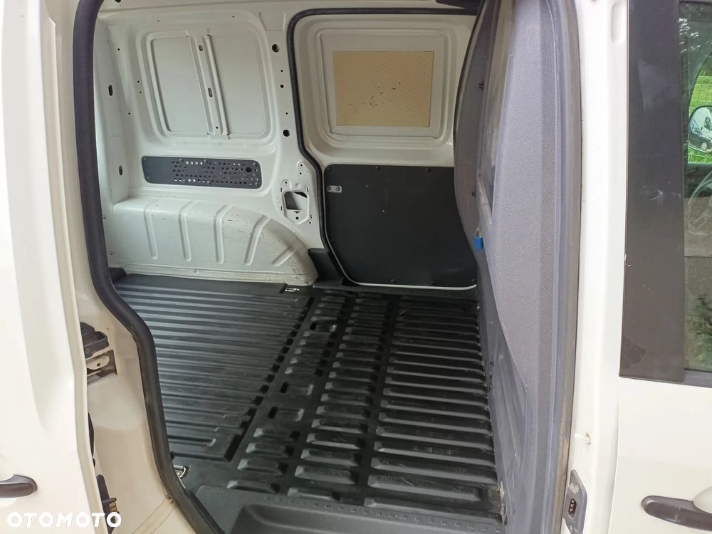Volkswagen Caddy - 7