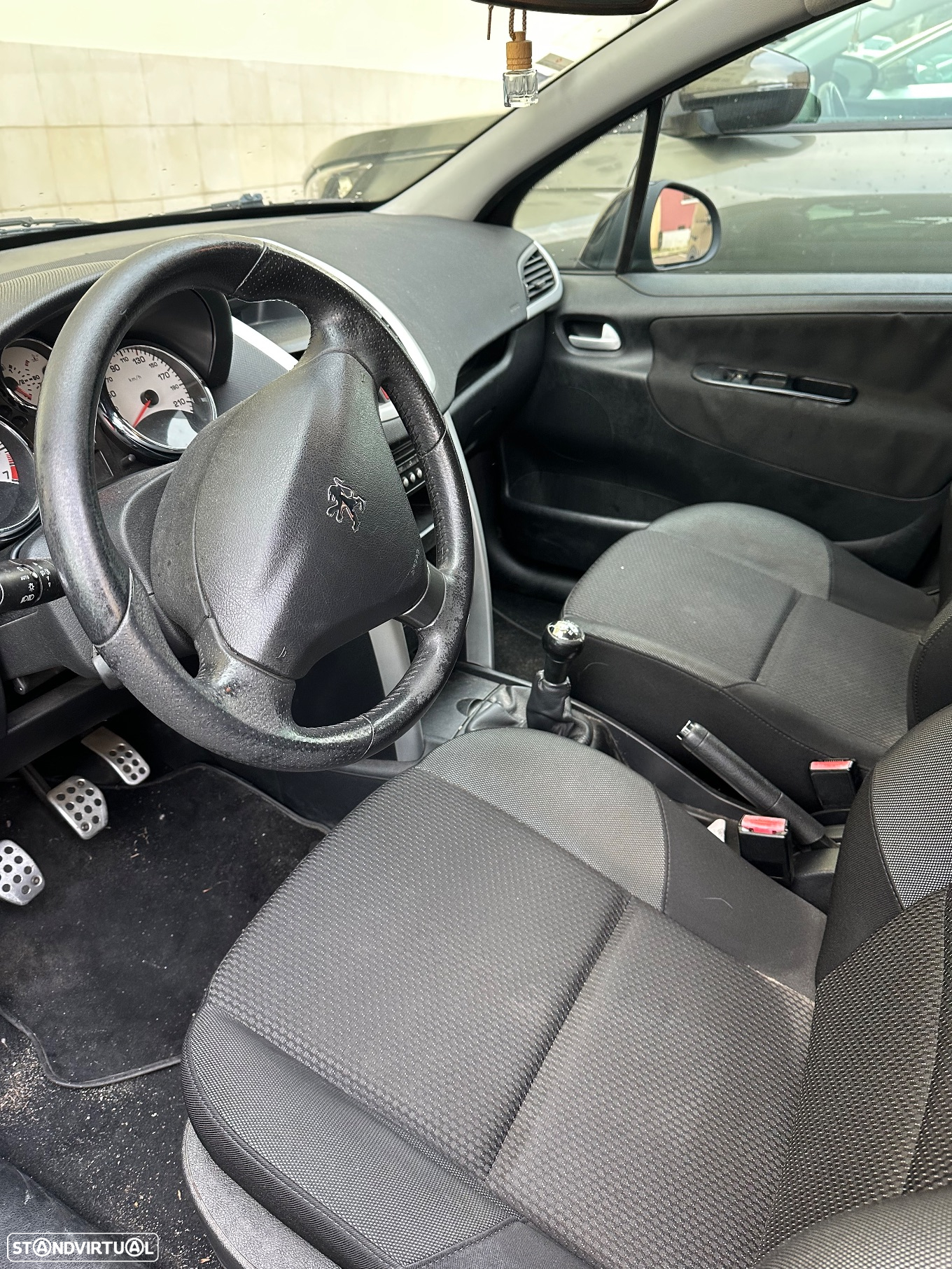 Peugeot 207 1.4 16V Sportium - 4