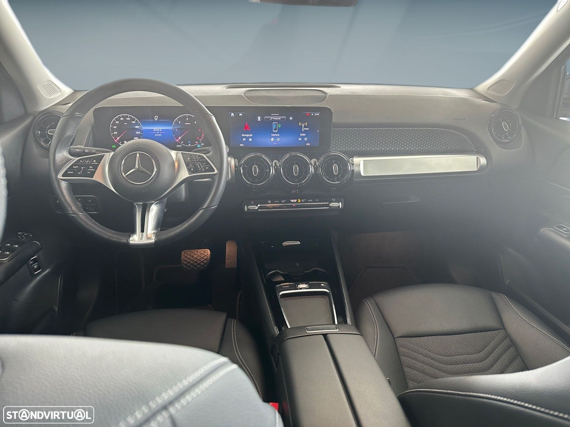 Mercedes-Benz GLB 180 d Progressive - 11