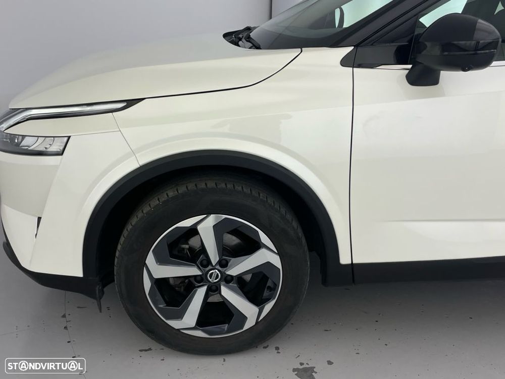 Nissan Qashqai 1.3 DIG-T N-Connecta Xtronic - 18