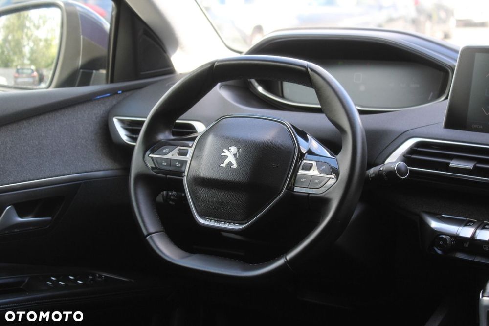 Peugeot 5008 - 32