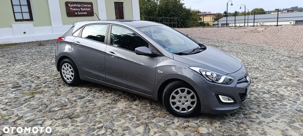 Hyundai i30 1.4 Trend - 6