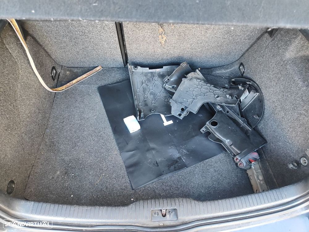VW Golf - 2