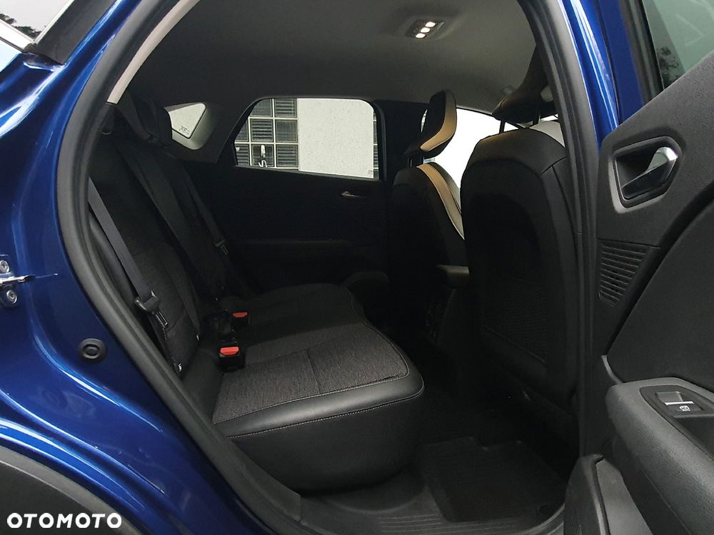 Renault Captur 1.3 TCe mHEV Intens EDC - 4