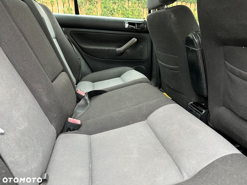 Volkswagen Bora 1.9 TDI Comfortline - 8