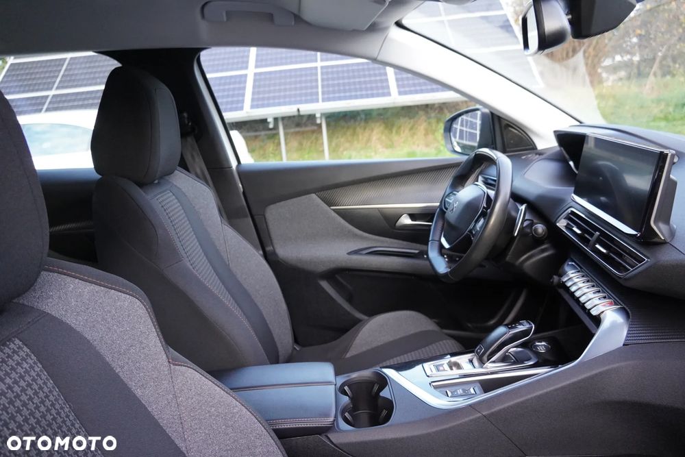 Peugeot 3008 1.5 BlueHDi Active S&S EAT8 - 18