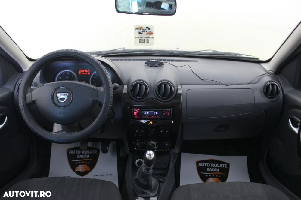 Dacia Duster 1.6 4x4 - 8
