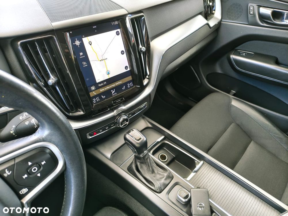 Volvo XC 60 D4 SCR AWD Momentum - 2