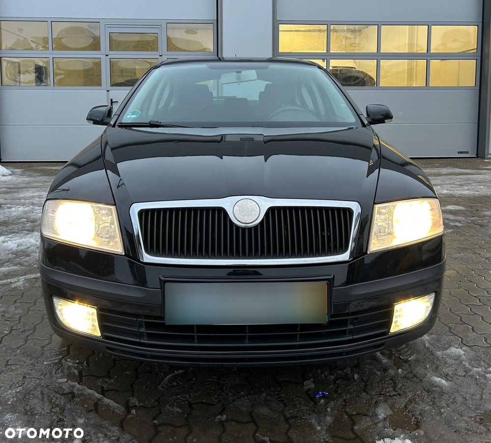 Skoda Octavia 2.0 FSI Ambiente - 10