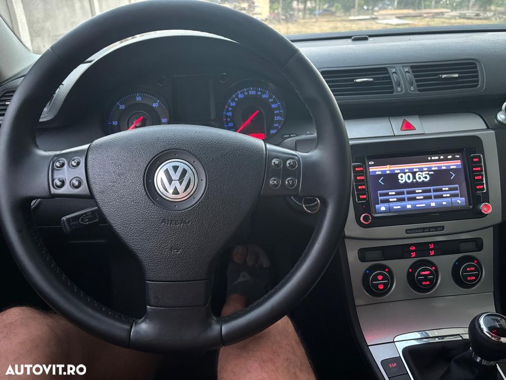 Volkswagen Passat - 9