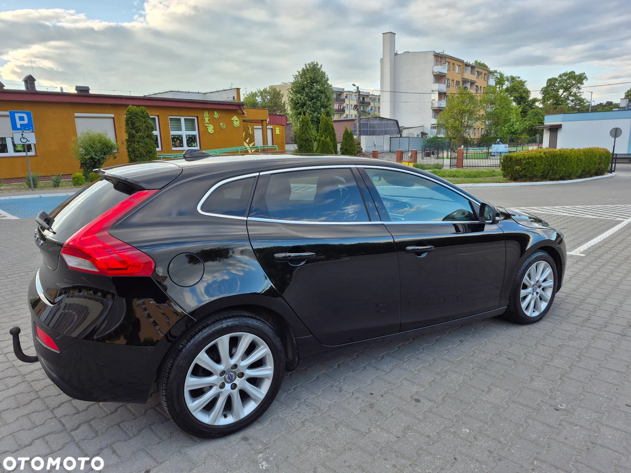 Volvo V40 D2 Drive-E Summum - 10