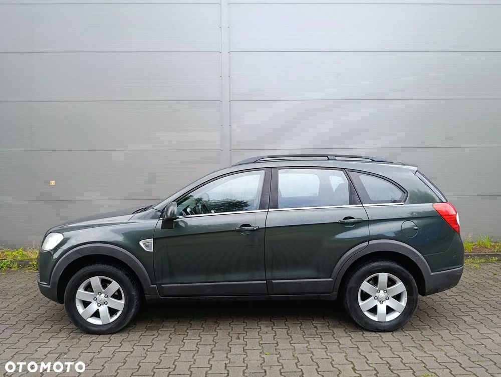 Chevrolet Captiva 2.4 2WD 7 Sitzer LS Family Edition - 21