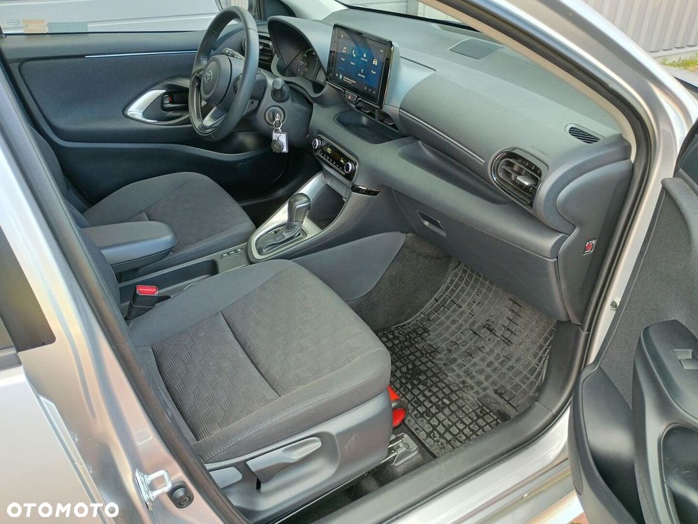 Toyota Yaris - 6