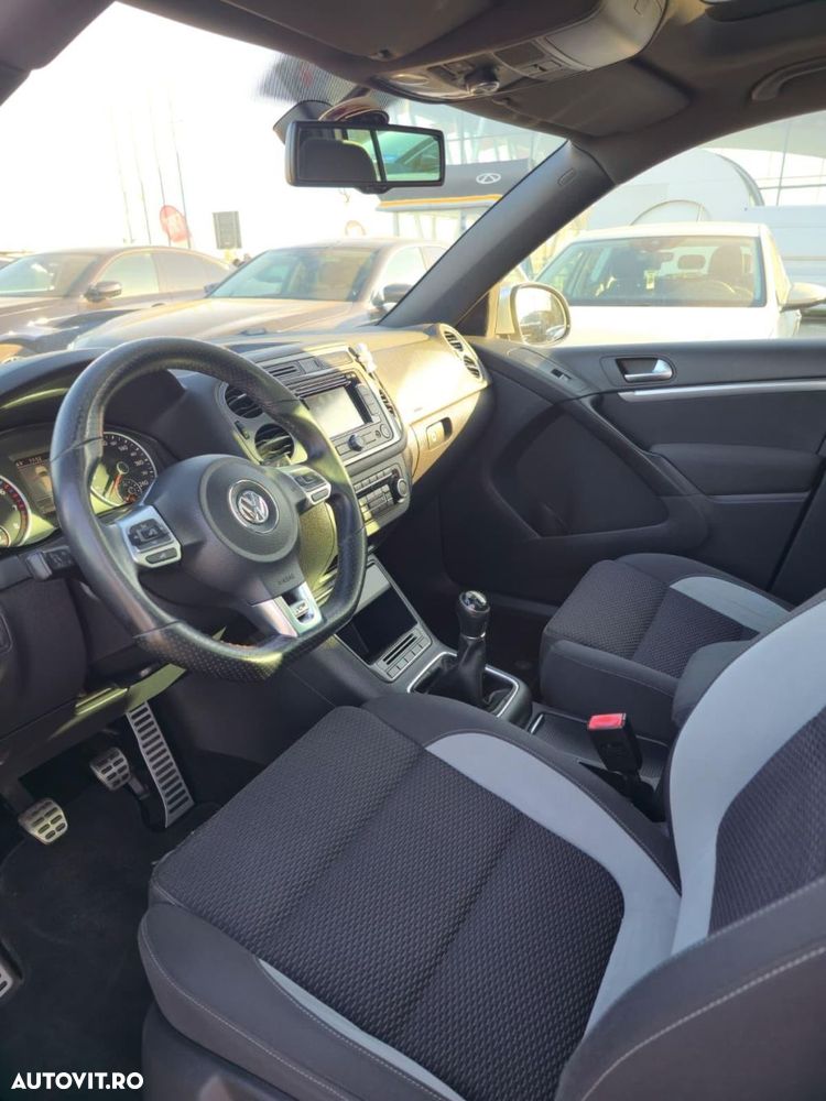 Volkswagen Tiguan - 5