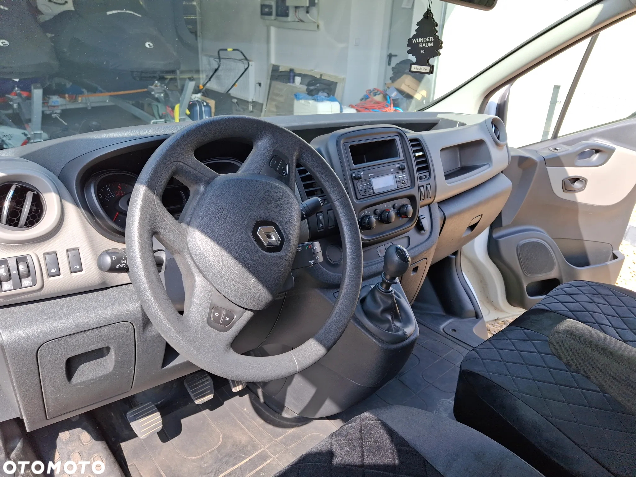 Renault Trafic - 11