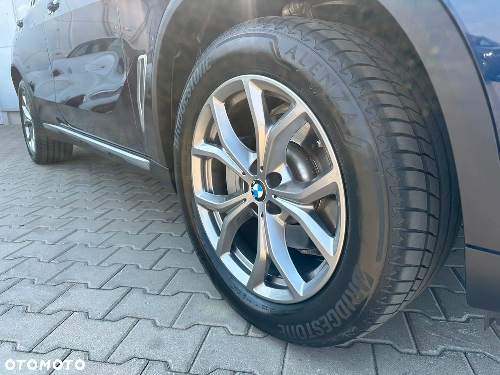 BMW X5 xDrive25d - 11