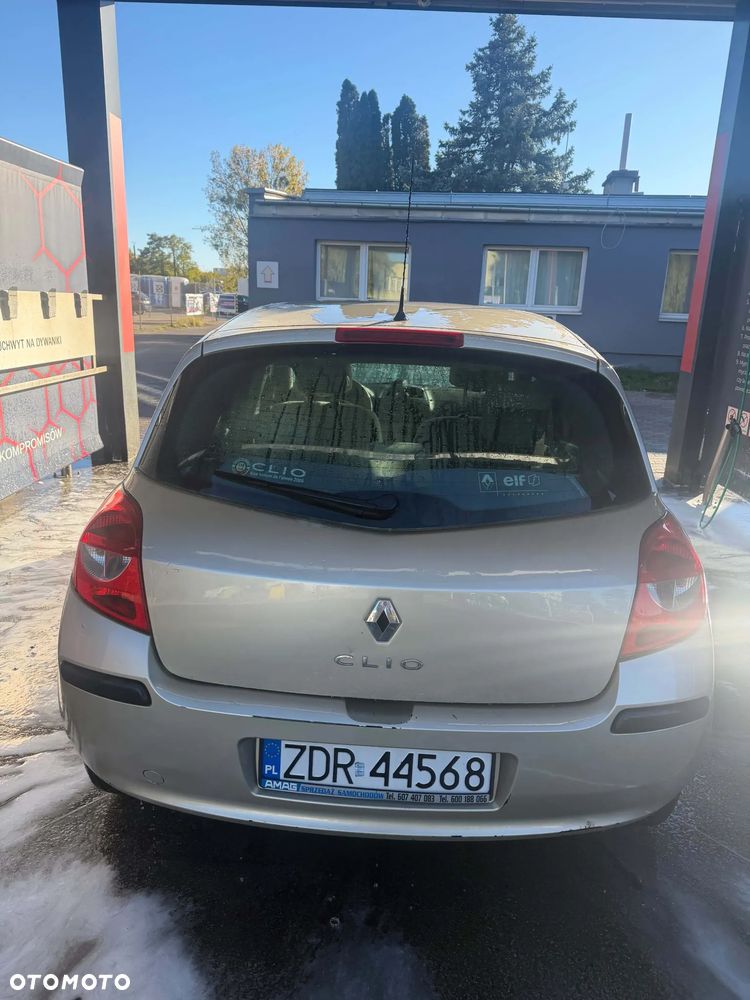 Renault Clio - 4