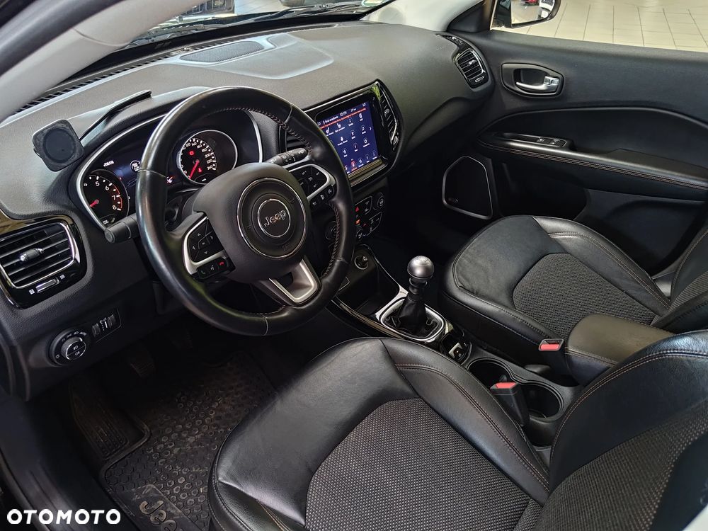 Jeep Compass 1.4 TMair Limited FWD S&S - 14
