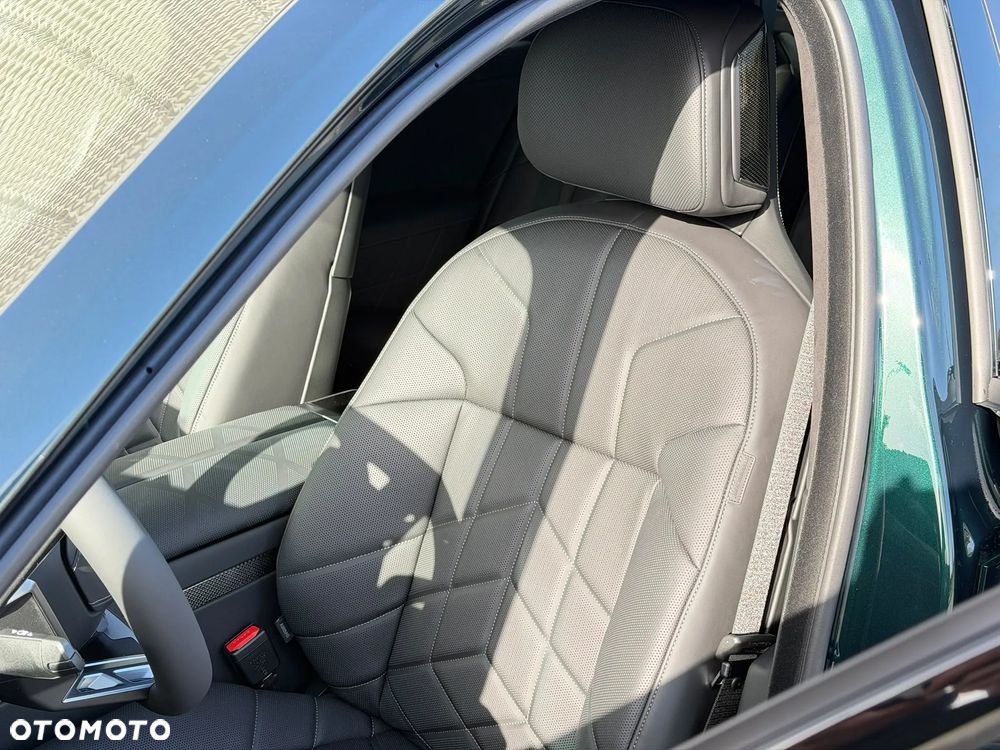 BMW Seria 7 740 xDrive mHEV sport - 23