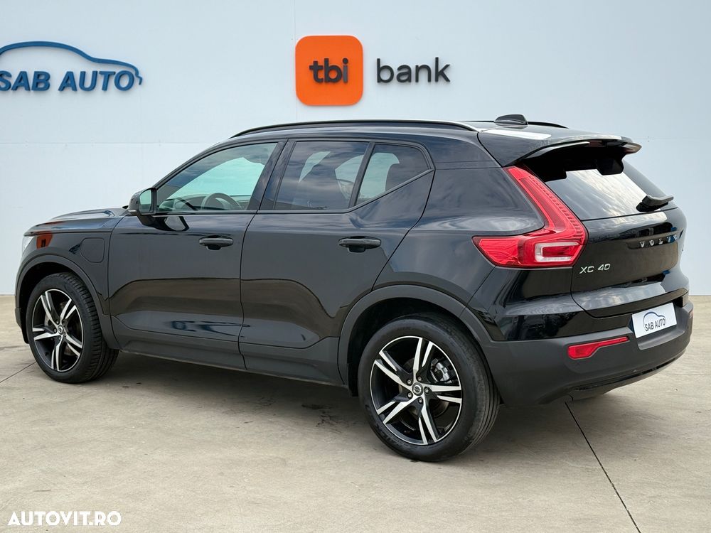 Volvo XC 40 Recharge T5 Twin Engine AT7 R-Design - 16