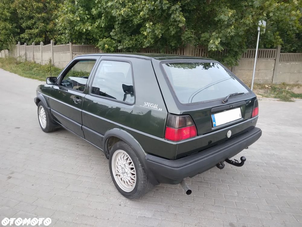 Volkswagen Golf 1.8 GT Special - 5