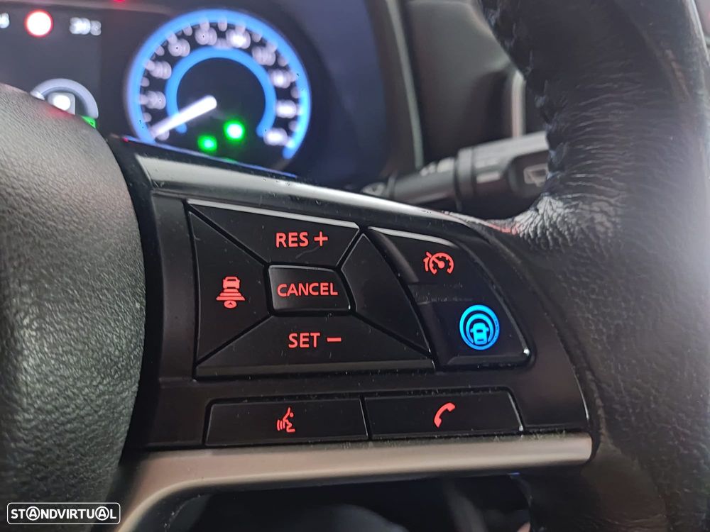 Nissan Leaf Tekna ProPilot Park - 3