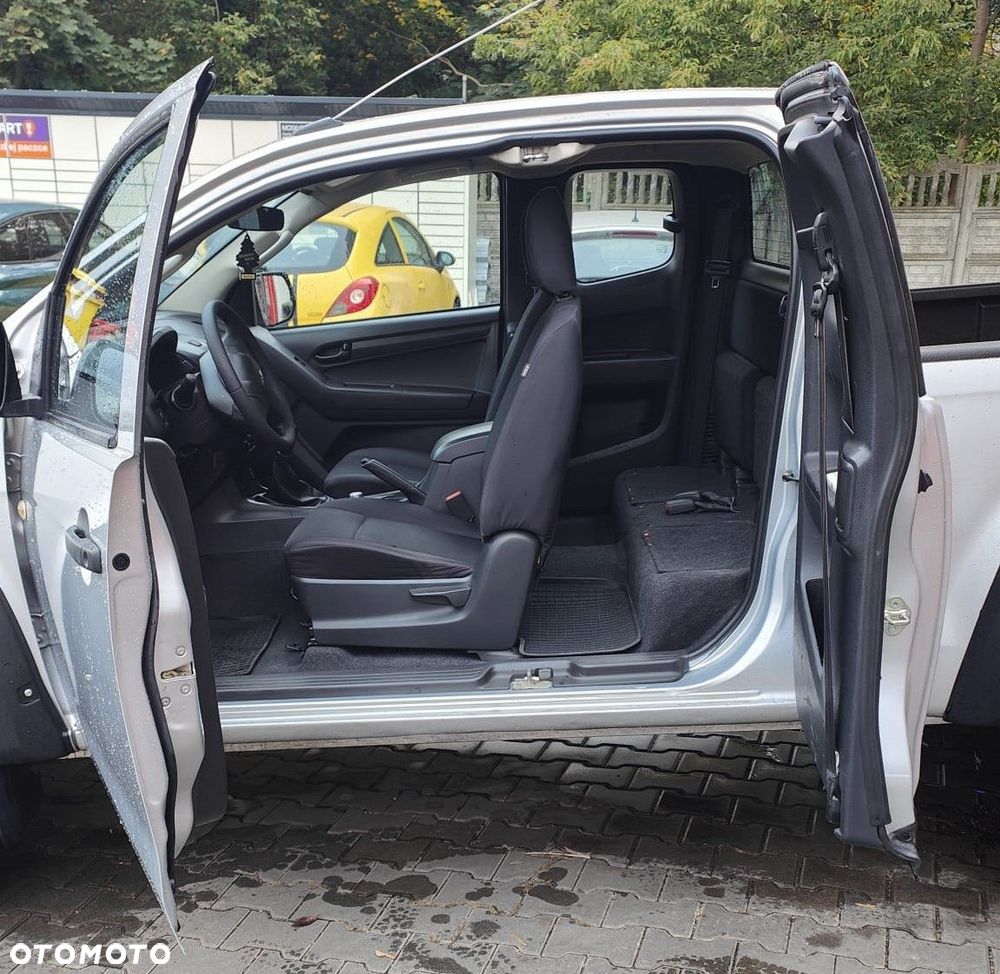 Isuzu D-Max - 16